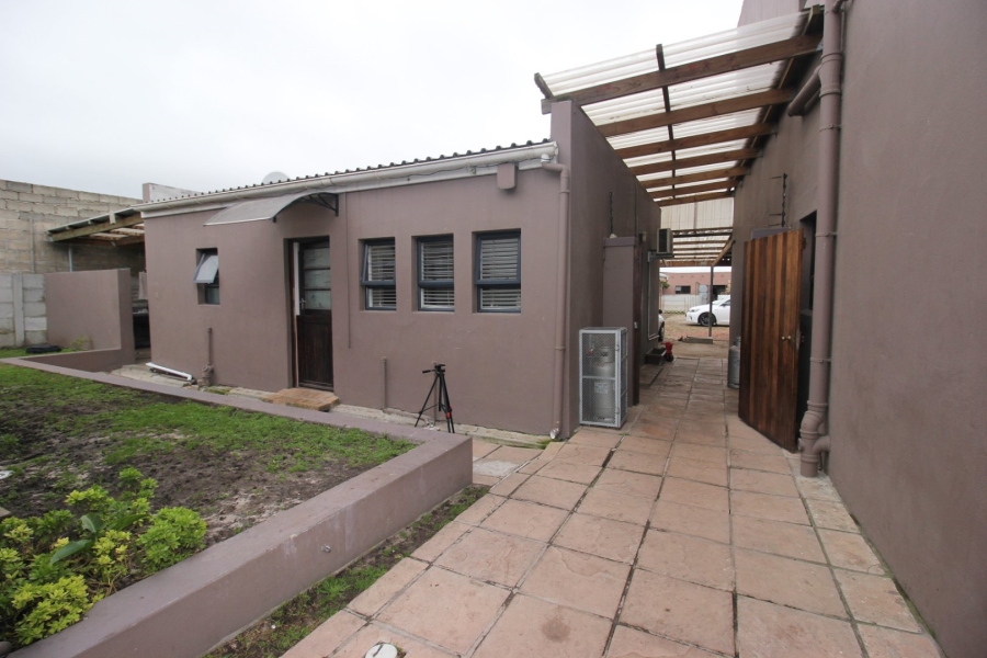  Bedroom Property for Sale in Philippi Western Cape